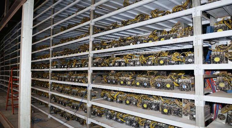 Advanced mining rig operating in a high-tech hosting facility